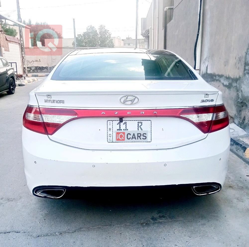 هيونداي أزيرا